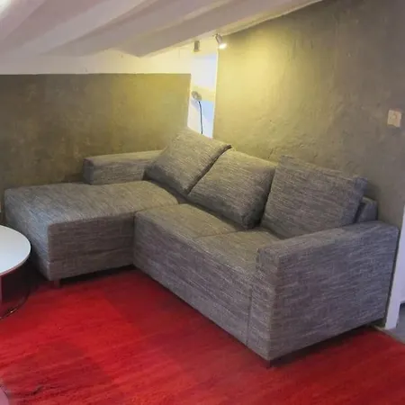 Daire Vieux Sous Les Toits